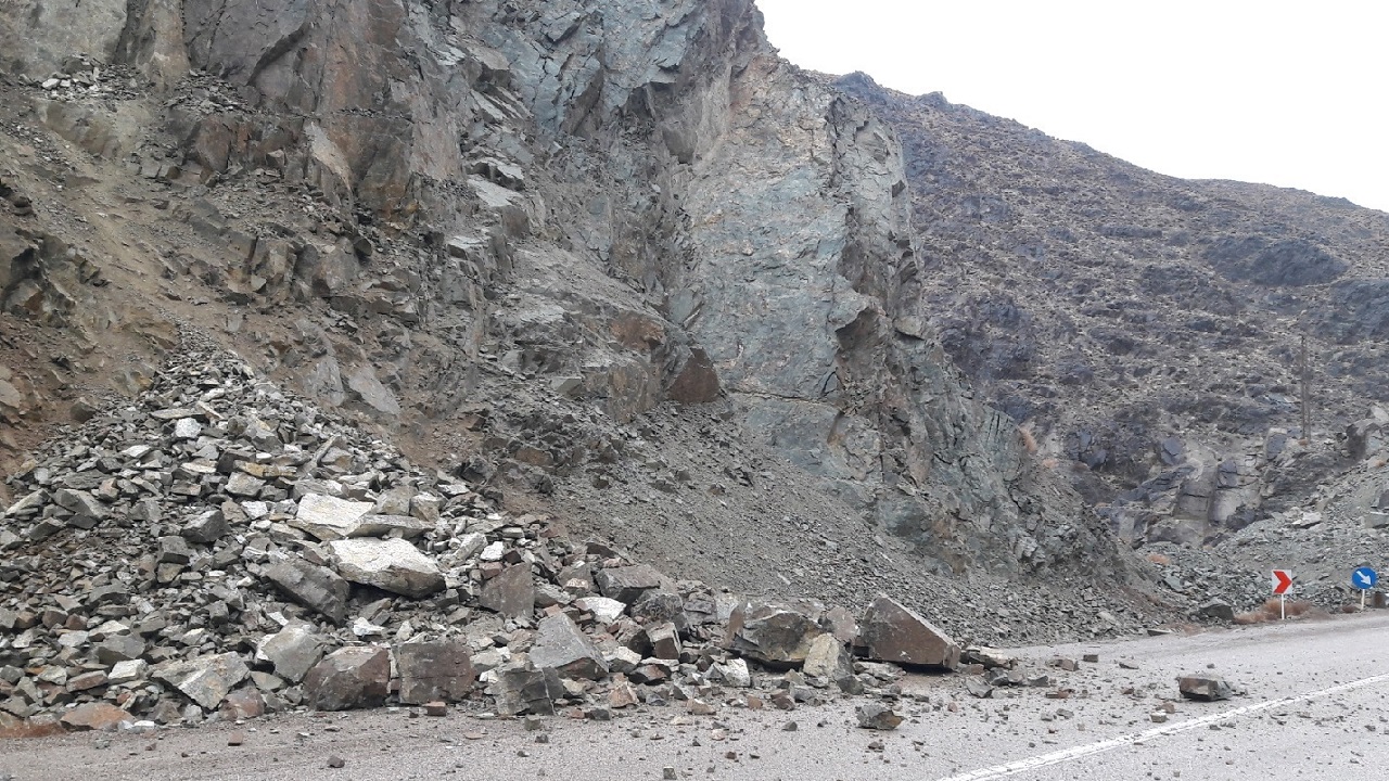 پاکسازی جاده لردگان به ایذه
