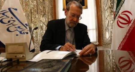 لاریجانی خواستار ارائه راهکار‌های علمی جهت تحقق شعار سال ۹۹ شد