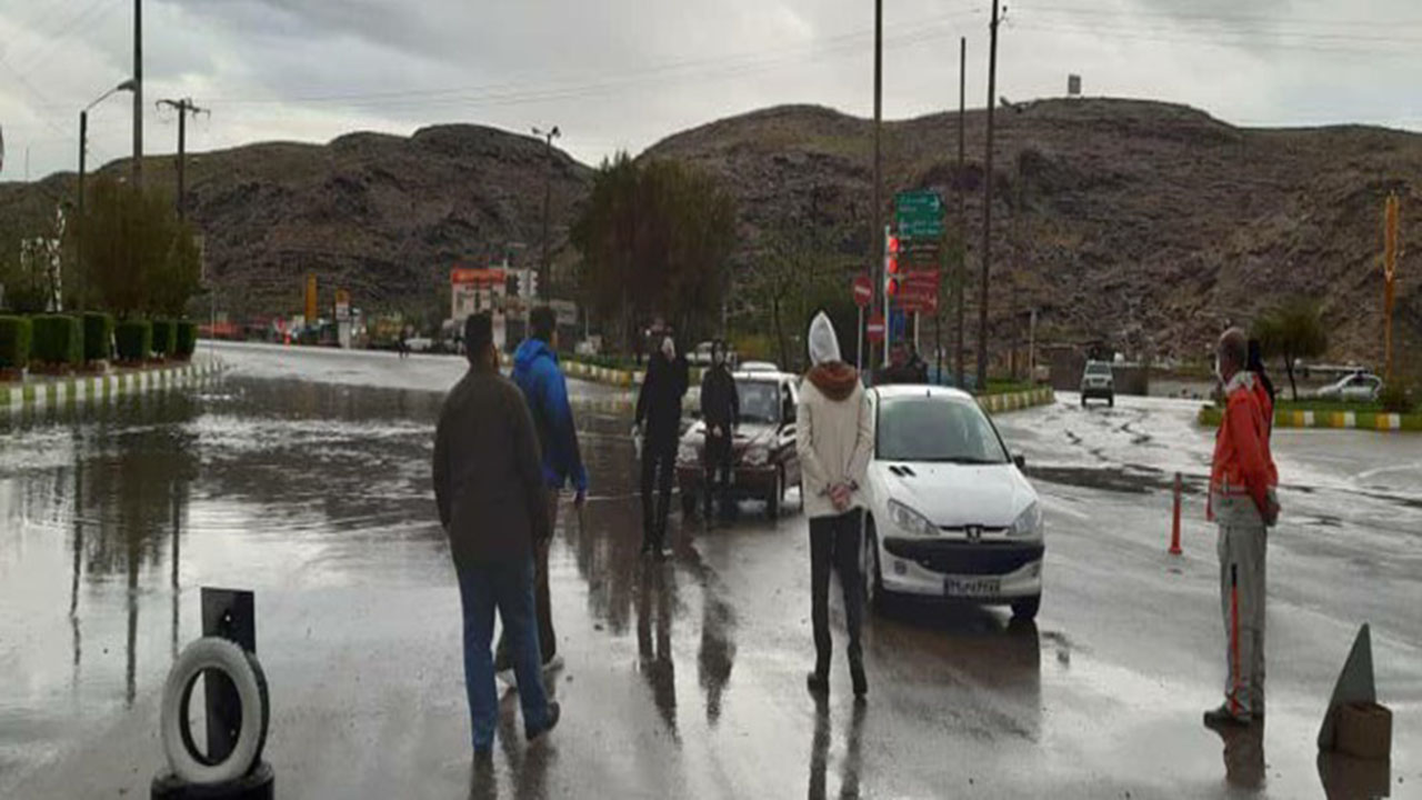 تردد غیرضروری خودرو‌ها در داراب ممنوع شد