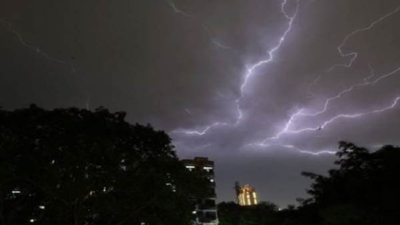 وقوع رگبار و رعد و برق برای امروز و فردا در استان