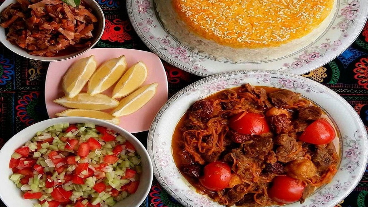 طرز تهیه خورش هویج تبریزی جا افتاده + فوت و فن