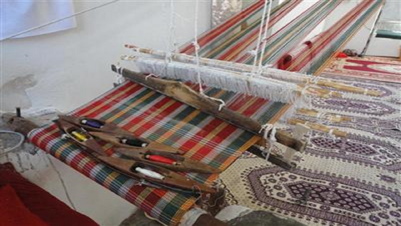 برک بافی هنر دستان دیار سربیشه