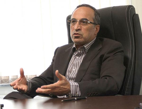 واعظ آشتیانی: خصوصی سازی استقلال، تنها یک شعار سیاسی است