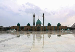 دعوت از منتظران برای خدمت مومنانه به مستضعفان