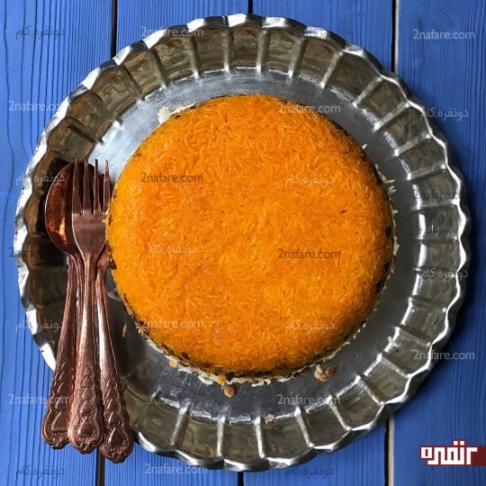 عدس پلو لایه&zwnj;ای با گوشت و رب گوجه مرحله به مرحله + طرز تهیه