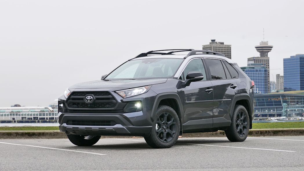 نگاهی به اتومبیل آفرود RAV4 شرکت تویوتا