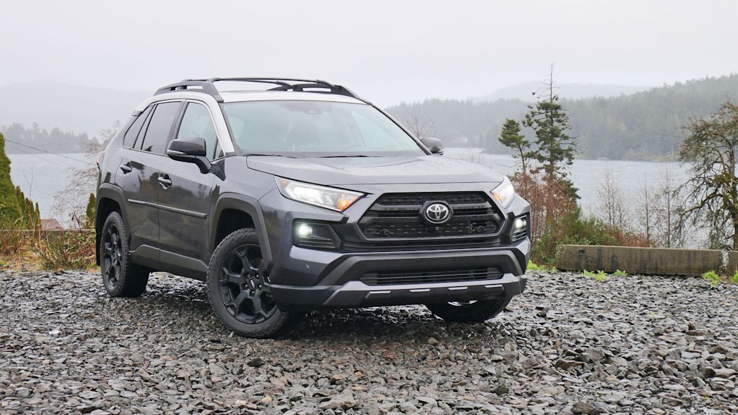 نگاهی بر اتومبیل آفرود RAV4 شرکت تویوتا