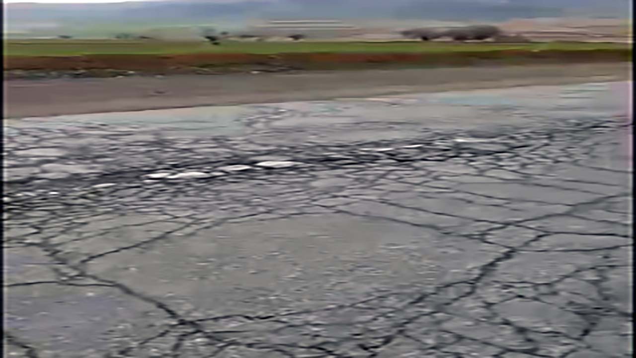 وضع نامناسب جاده الیگودرز به خمین + فیلم