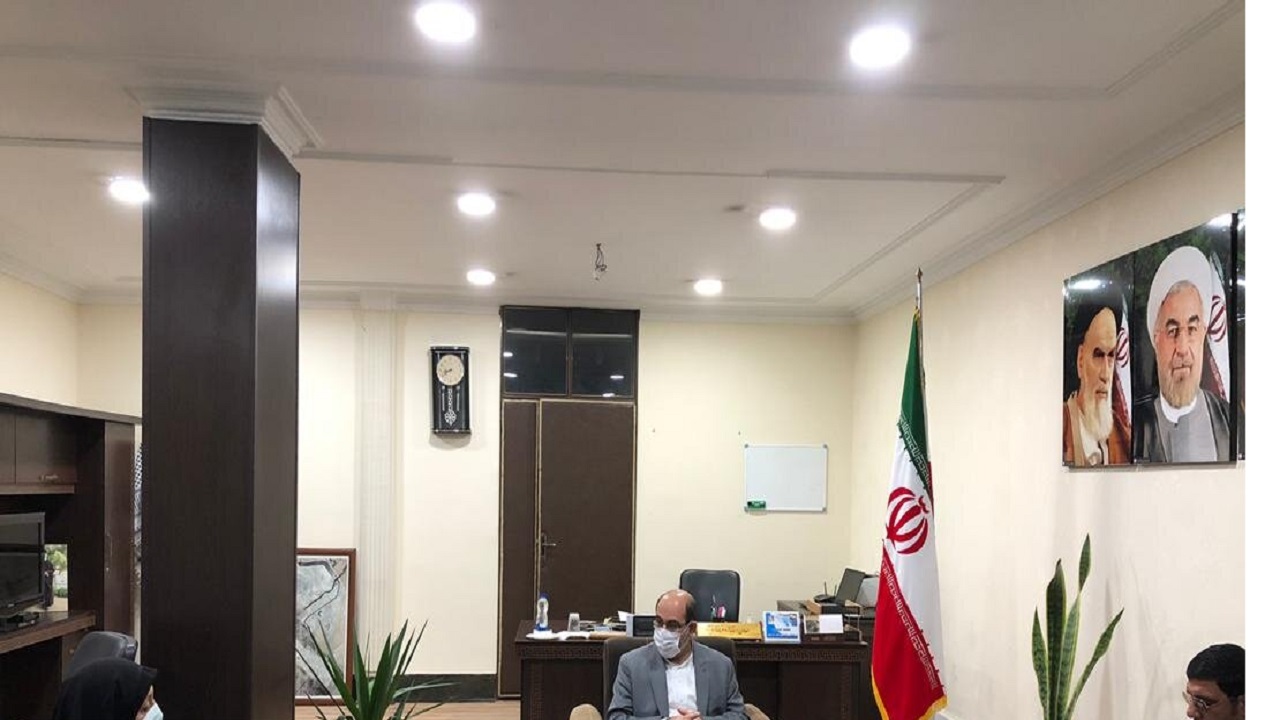 متوقف نشدن پروازها و قطارهای مسافری از عوامل افزایش آمار بیماران کرونا در خرمشهر است