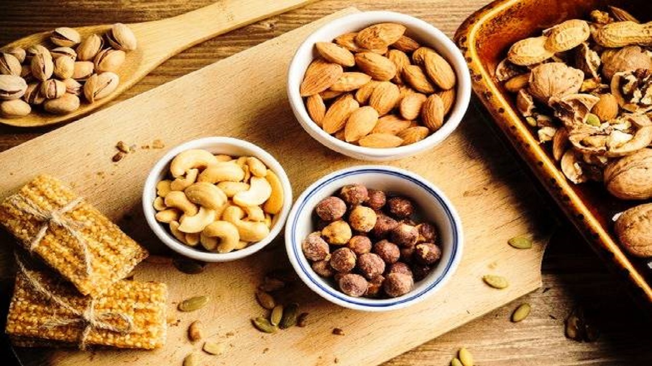 وقتی آجیل جلوی اضافه وزن را می گیرد/ با آجیل لاغر شوید
