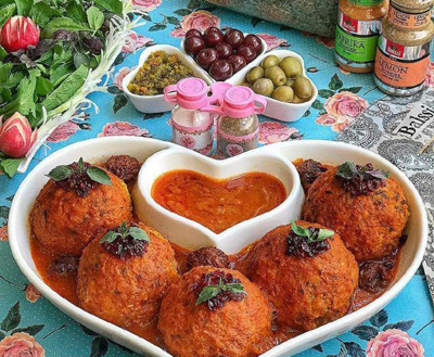 آموزش آشپزی؛ از میگوی ایتالیایی و نان زغال اخته به همراه پنیر تا محمره با دلمه خیار خوش طعم