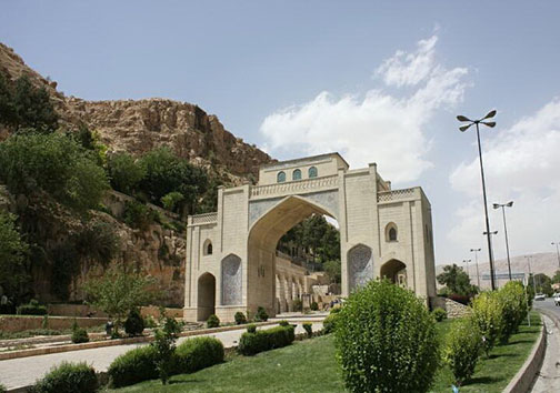 جدال شیرازی&zwnj;ها با &laquo;کرونا&raquo; مهمان ناخوانده نوروزی