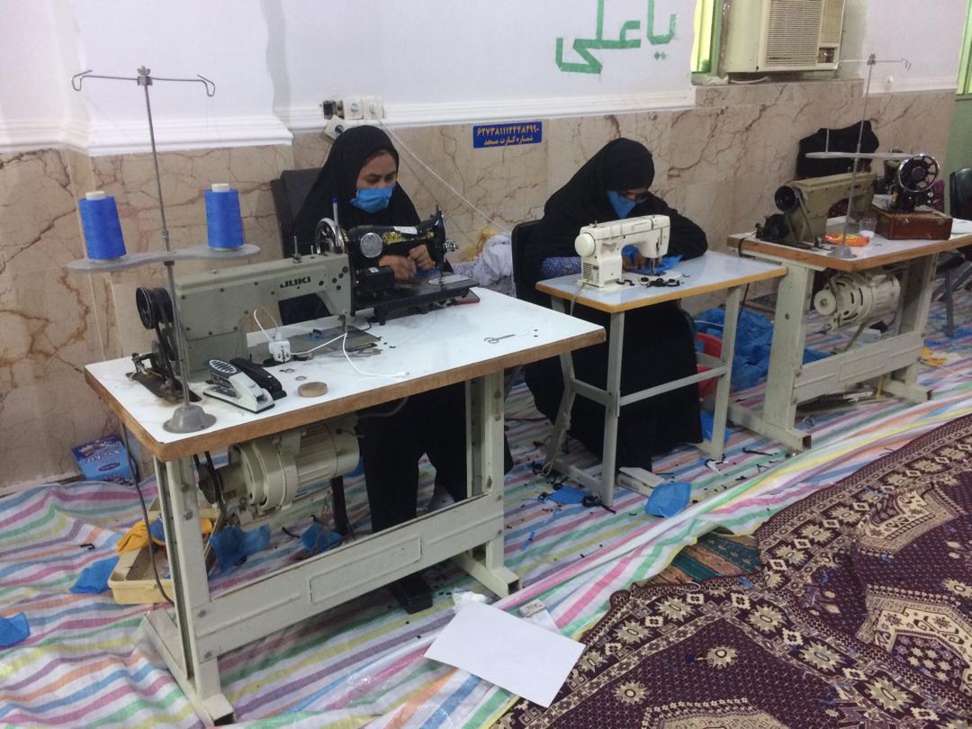 بانوان داوطلب مینابی ماسک رایگان تولید می&zwnj;کنند + عکس