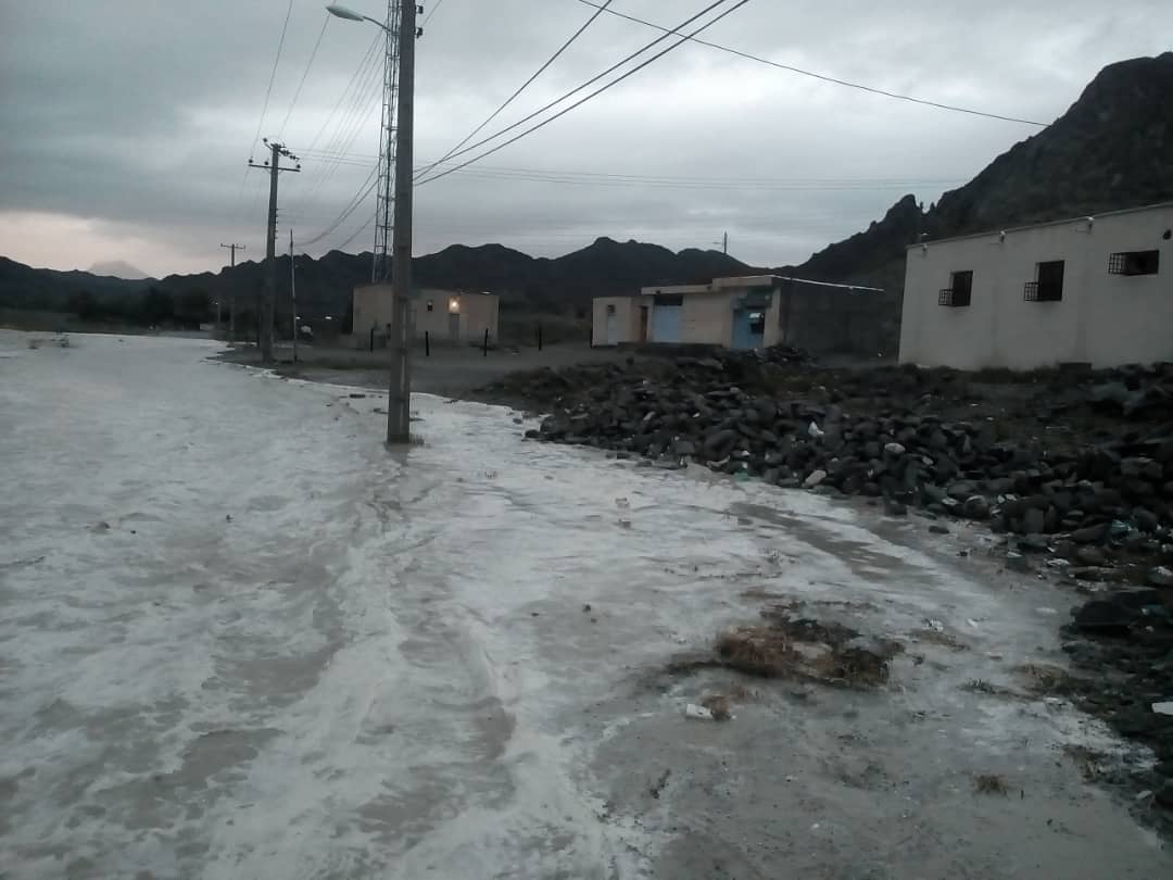 سیل در یک قدمی منازل مسکونی روستای ملوران