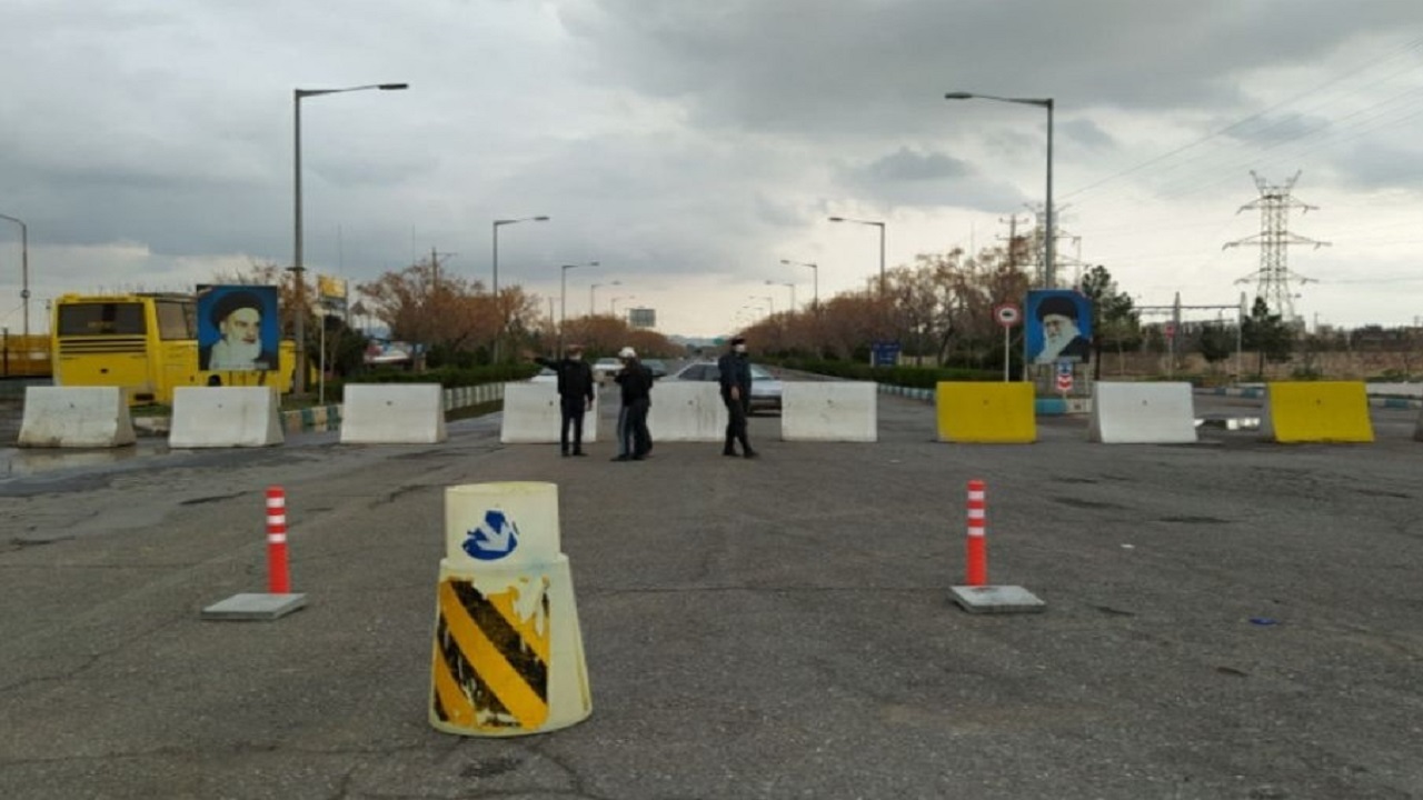 ورودی تایباد مسدود شد