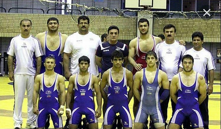 گلایه قاسمی از بی توجهی مسئولان نسبت به وضعیت درمانی برادرش/ قهرمان کشتی آسیا را به حال خودش رها نکنید
