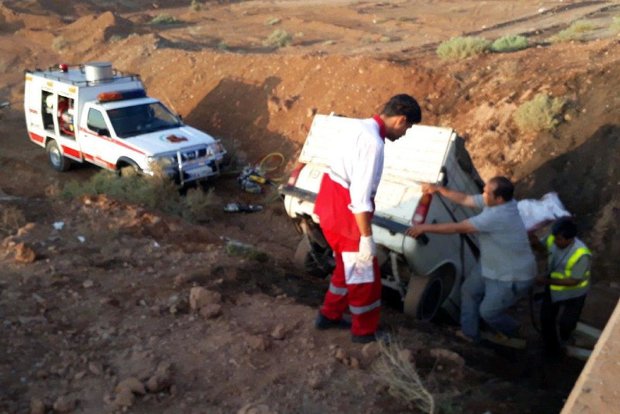 مصدومیت ۱۹ نفر بر اثر واژگونی وانت پیکان در روستای شمیل / حال عمومی مصدومان خوب است