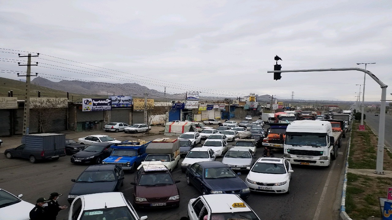 مسدود شدن راه&zwnj;های ورودی شهرستان آبیک