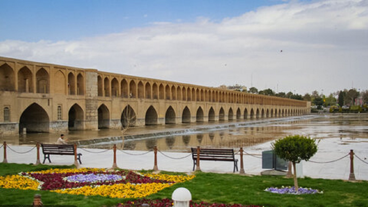 هوای اصفهان با میانگین ۶۲ در وضعیت سالم است