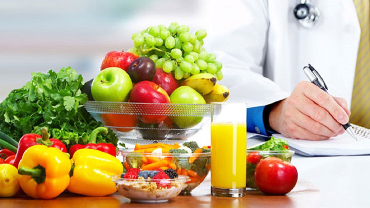 امنیت بیشتر در مقابله با کرونا؛ با خواب منظم و رژیم غذایی سالم