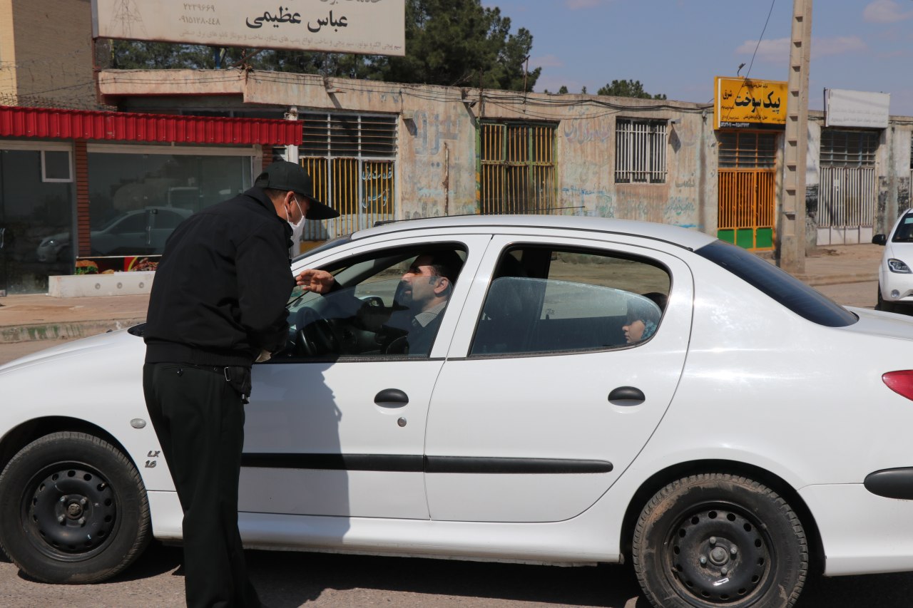 گزارش تصویری از حضور مسئولان تربت جام در نظارت بر اجرای طرح کاهش زنجیره انتقال بیماری کرونا