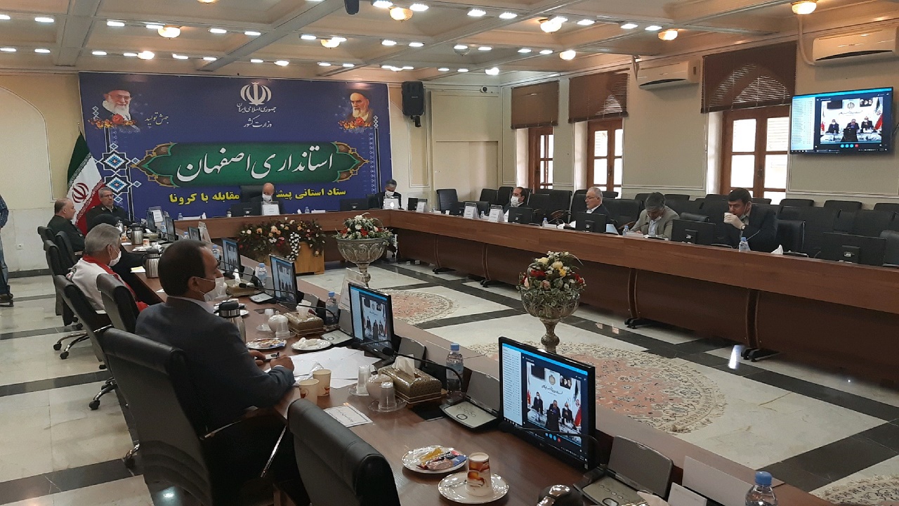 هرگونه تردد به پارک ها و تفرجگاه ها ممنوع است