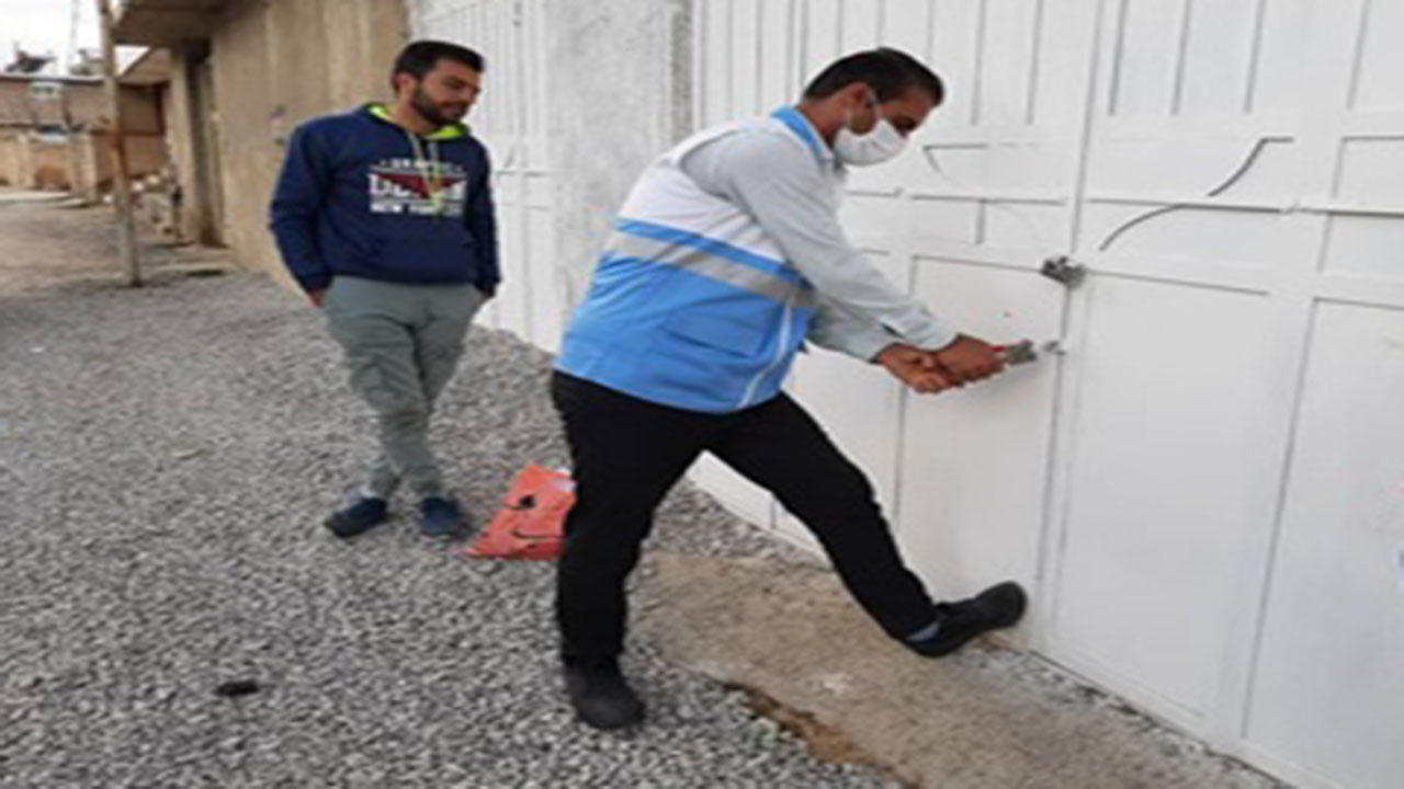 تعطیلی ۸ واحد صنفی متخلف در بیضا