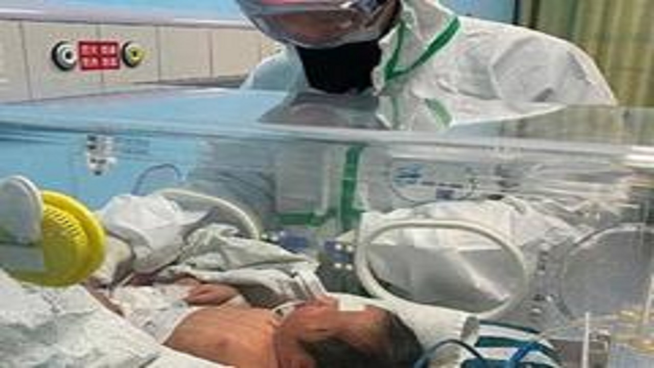 ابتلا مادر باردار به کرونا به جنین آسیبی وارد نمی‌کند/ توصیه های پزشکی به مادران باردار