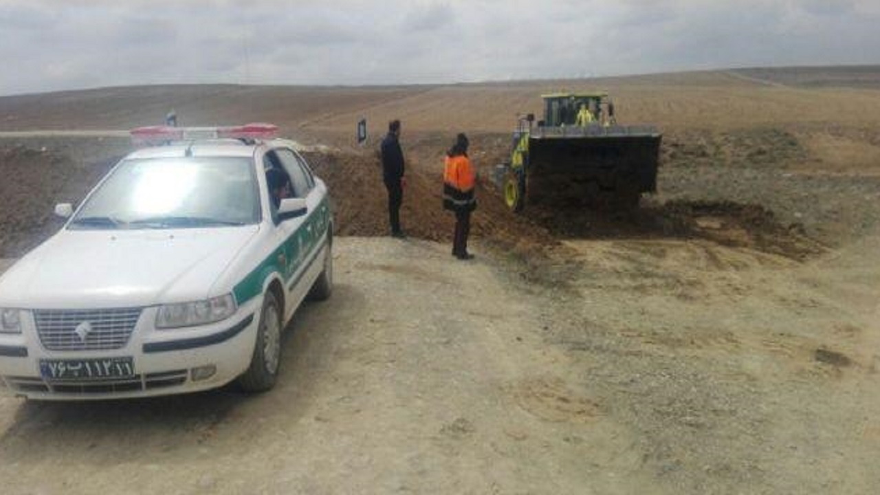 مسدود شدن راه‌های فرعی آوج/ تعطیلی خودجوش همه اصناف غیر ضروری این شهرستان