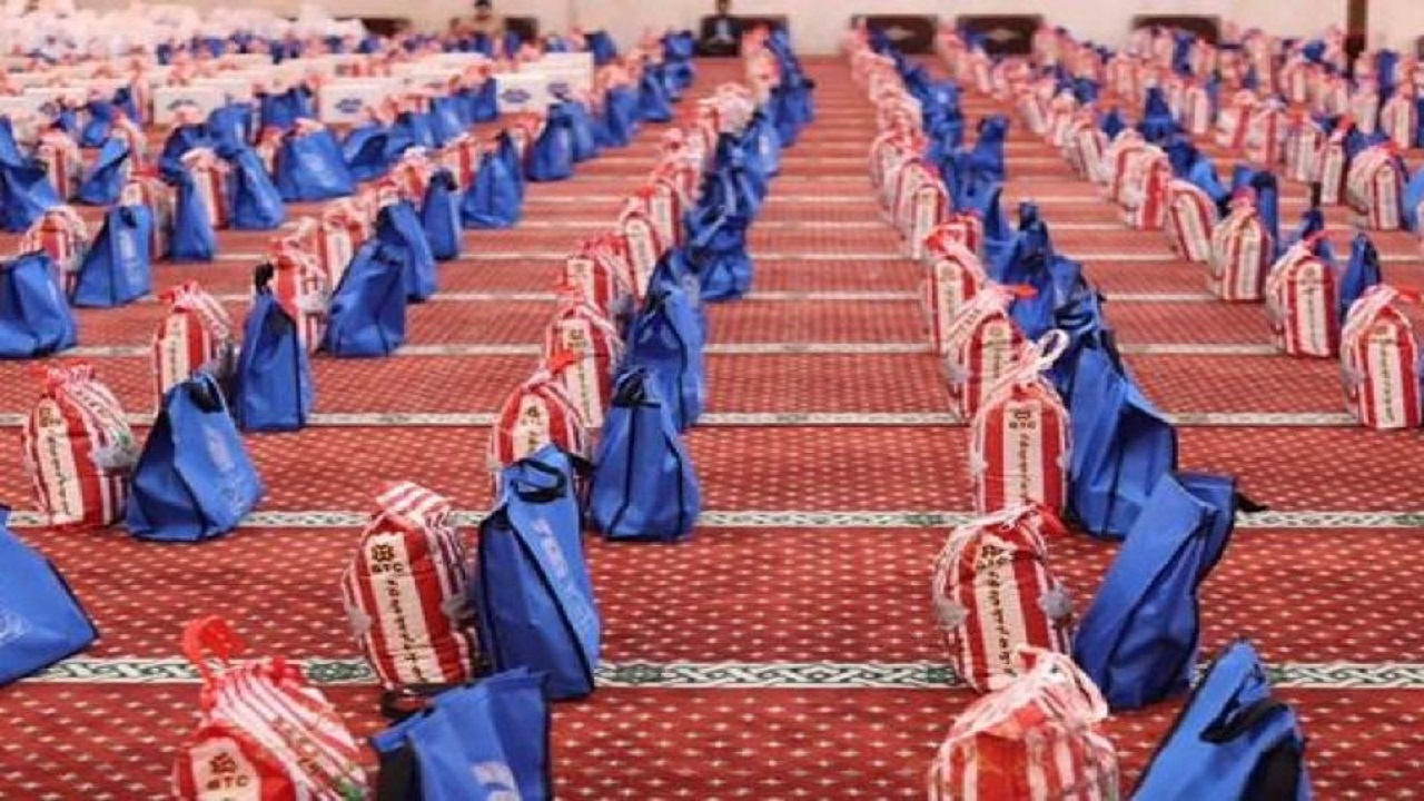 توزیع ۳۳۵ هزار بسته معیشتی بین نیازمندان هرمزگانی