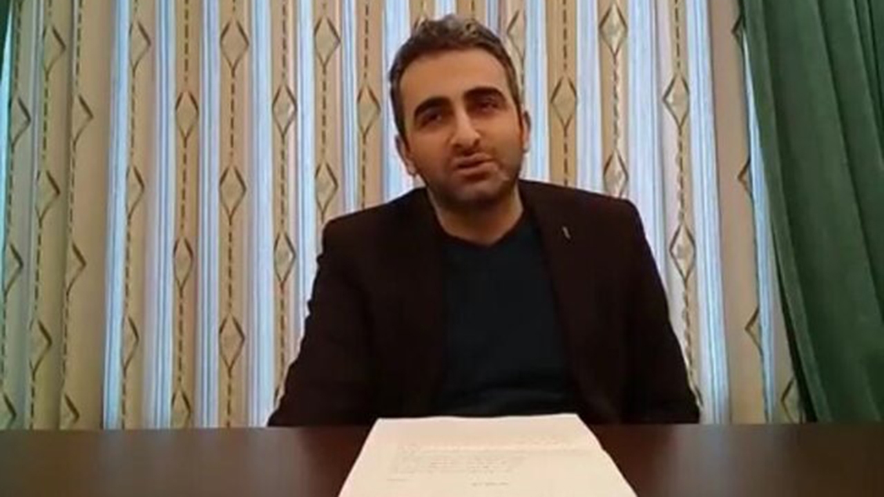 وجود چند صدایی در حافظ را به رسمیت بشناسیم