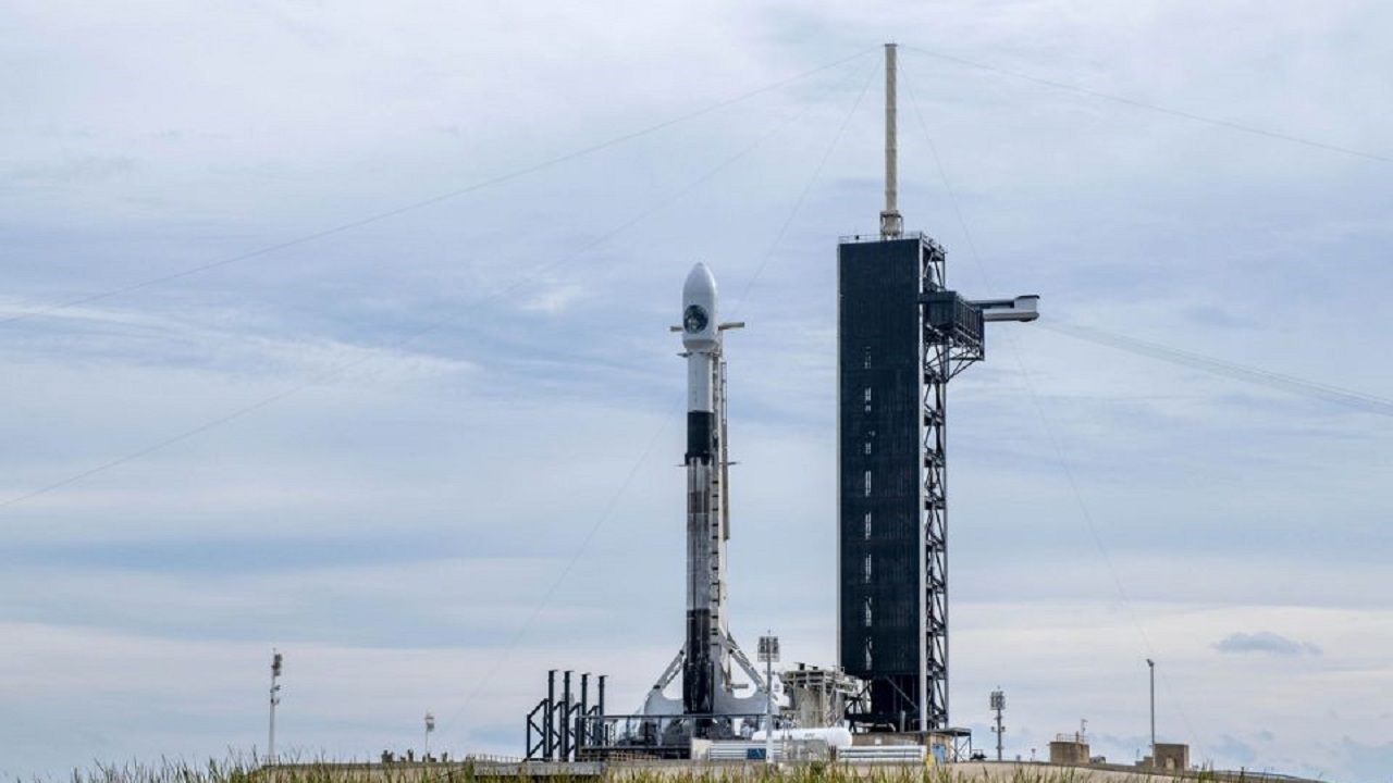 شرکت SpaceX ماهواره جاسوسی 9 Falcon را به فضا فرستاد