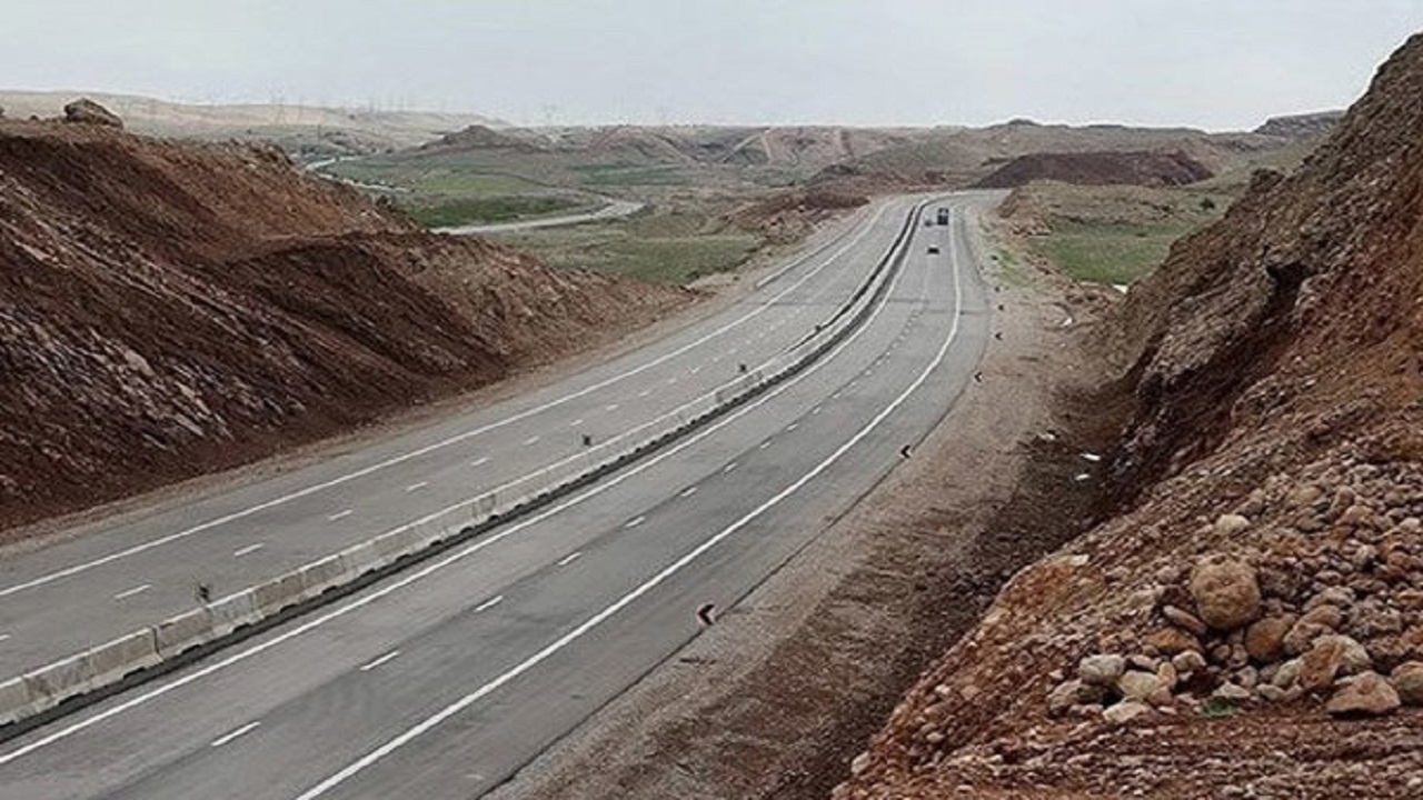 احداث ۳۰۰ کیلومتر جاده چهار خطه در استان اردبیل