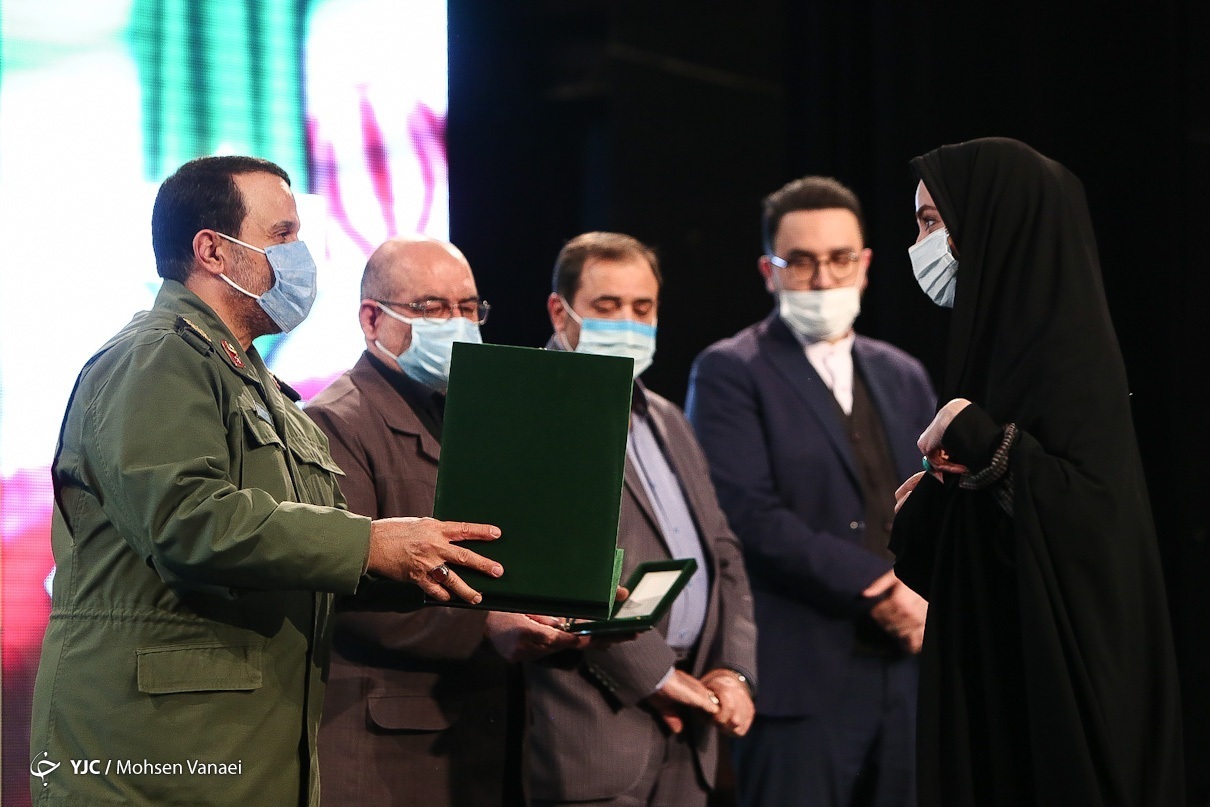 نخستین یادواره &laquo;نشان سلیمانی&raquo; برگزار شد