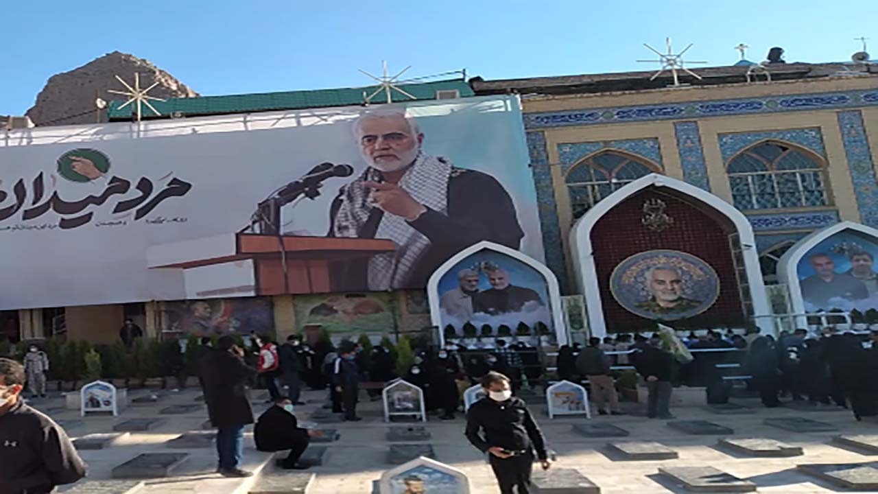 حال و هوای آرامگاه شهید سردار سلیمانی در کرمان + فیلم