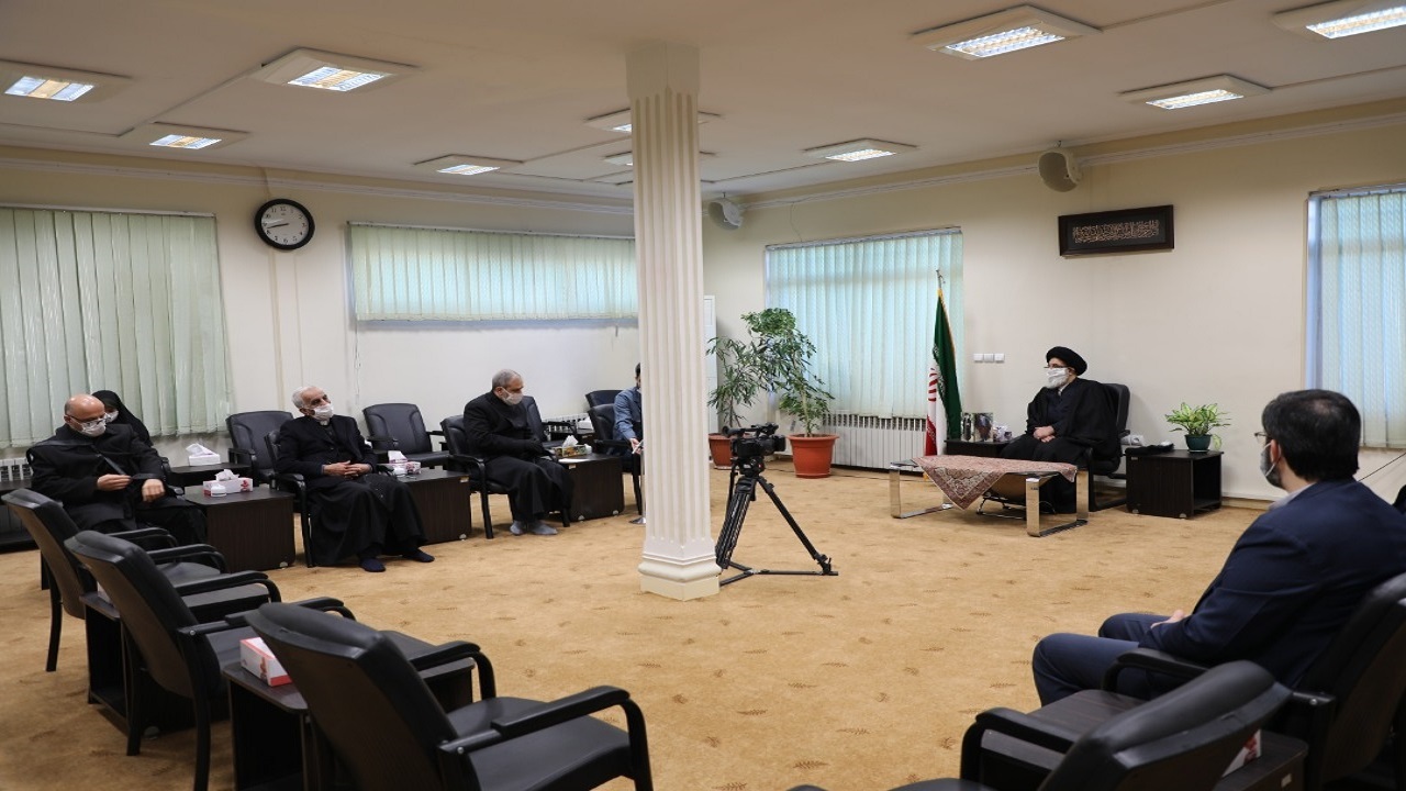 دیدار نمایندگان دینی جامعه مسیحیت با نماینده ولی فقیه در البرز