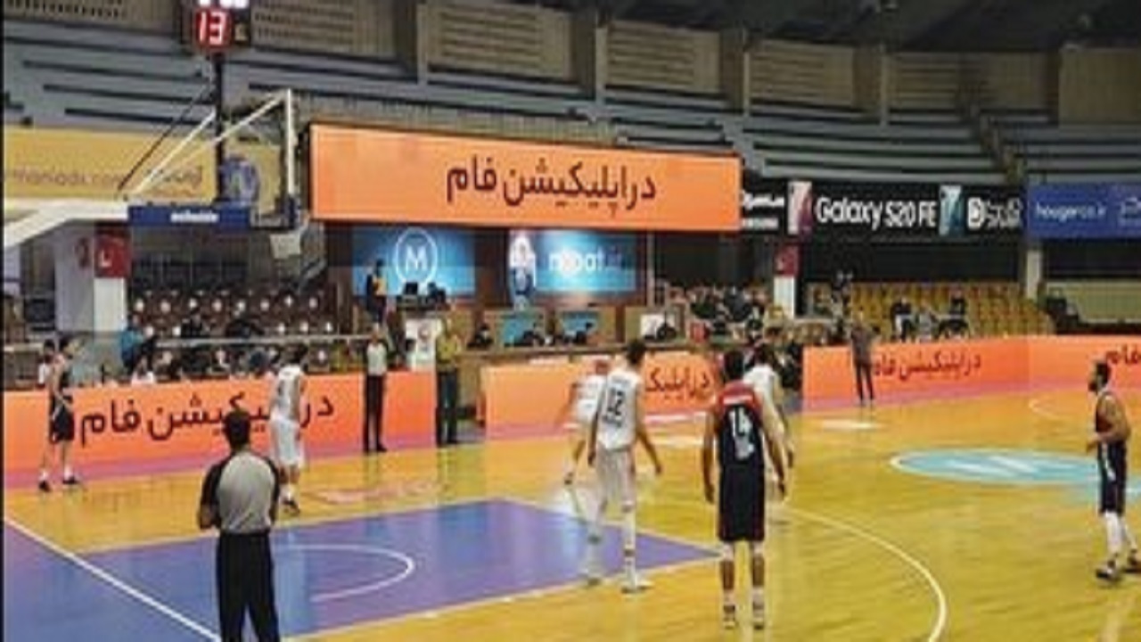 شیمیدر قم صدرنشین باقی ماند