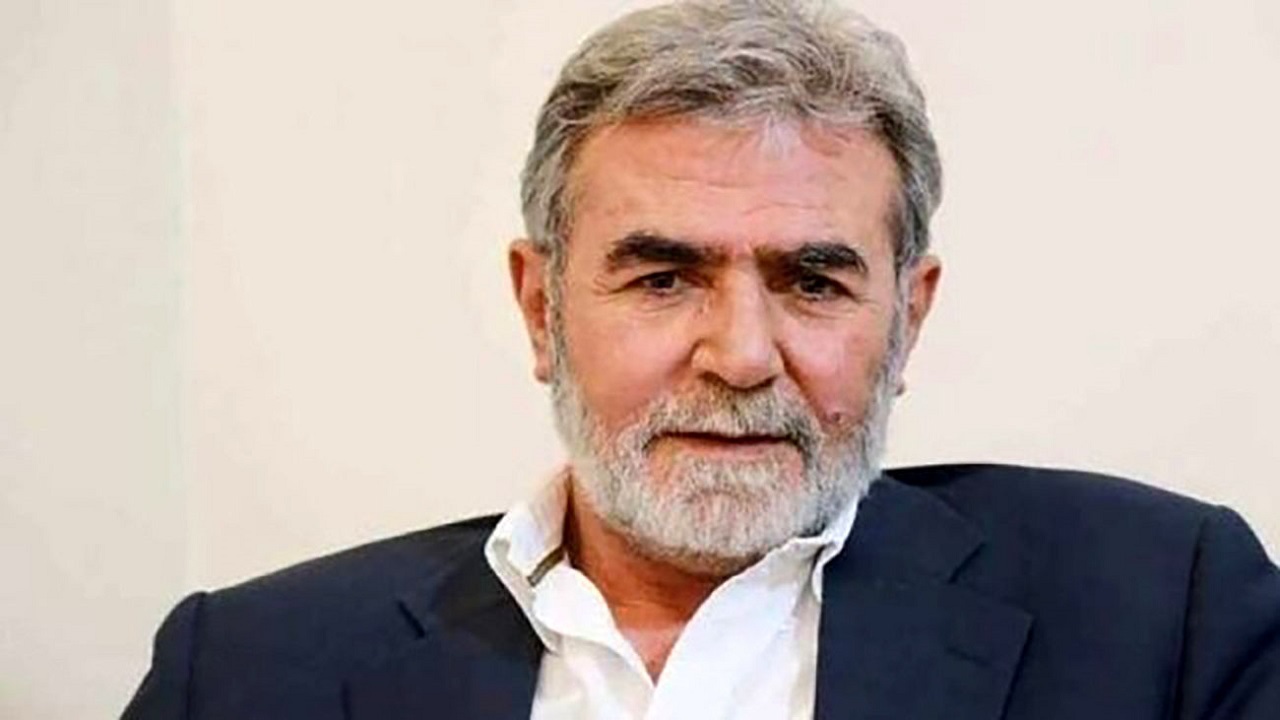 شهید سلیمانی از همه عناوین و معادلات بزرگتر بود