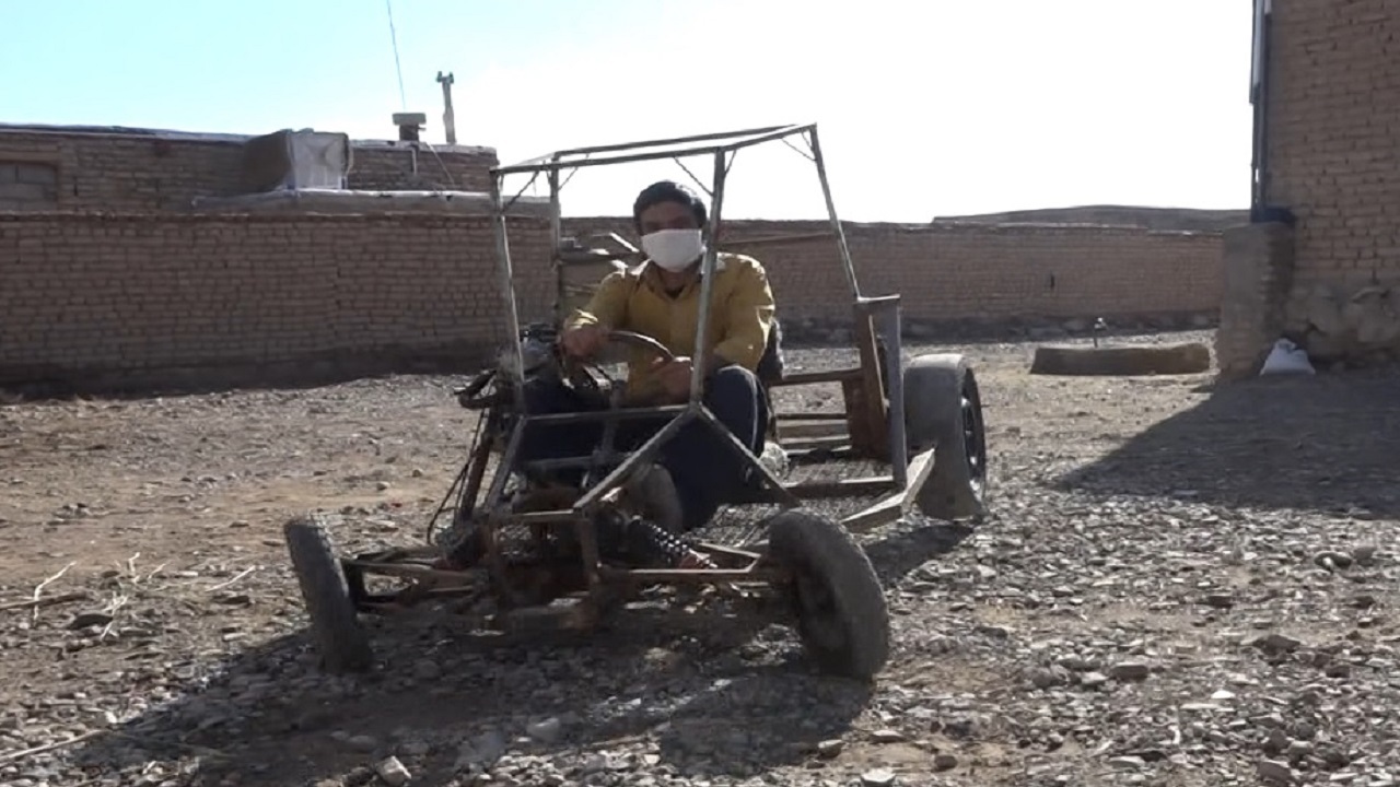 پرواز با بال شکسته
