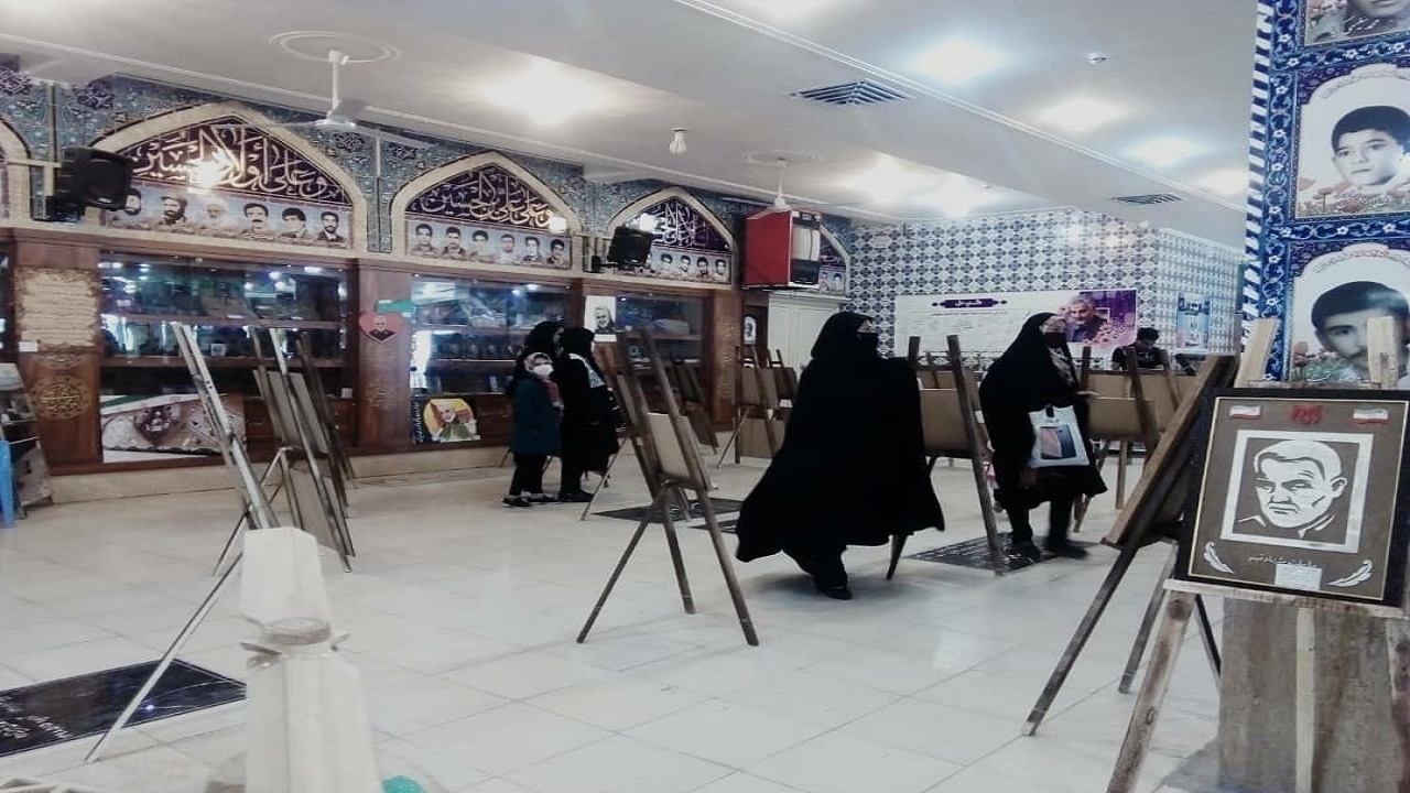 نمایشگاه زندانیان راهی برای بازگشت شرافتمندانه آن‌ها به زندگی است
