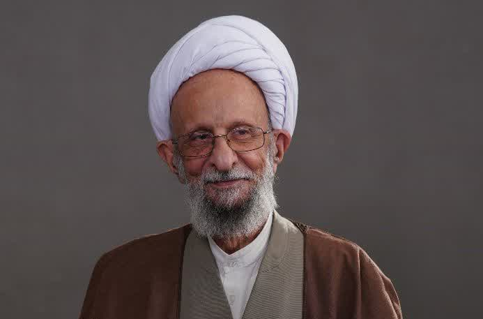 پیکر آیت&zwnj;الله مصباح تشییع شد