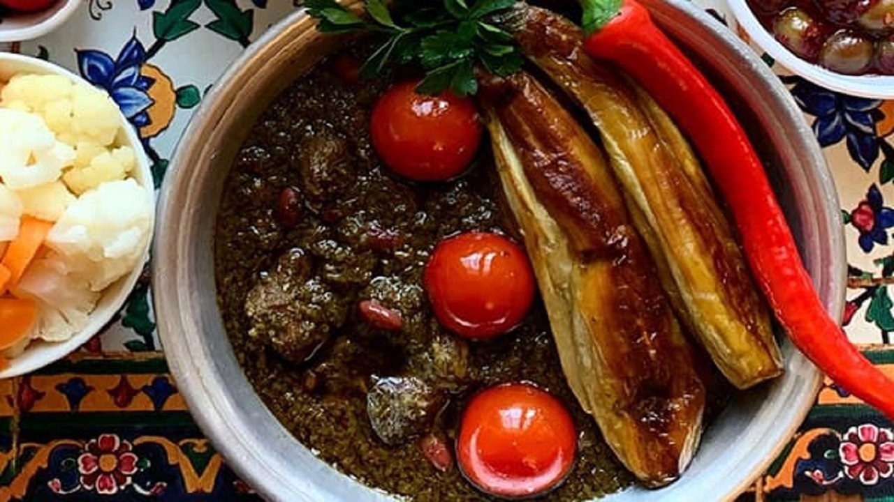 آموزش آشپزی؛ از خوراک مغز سرخ شده و چیپس خانگی تا کیک تولد برفی شکلاتی + تصاویر