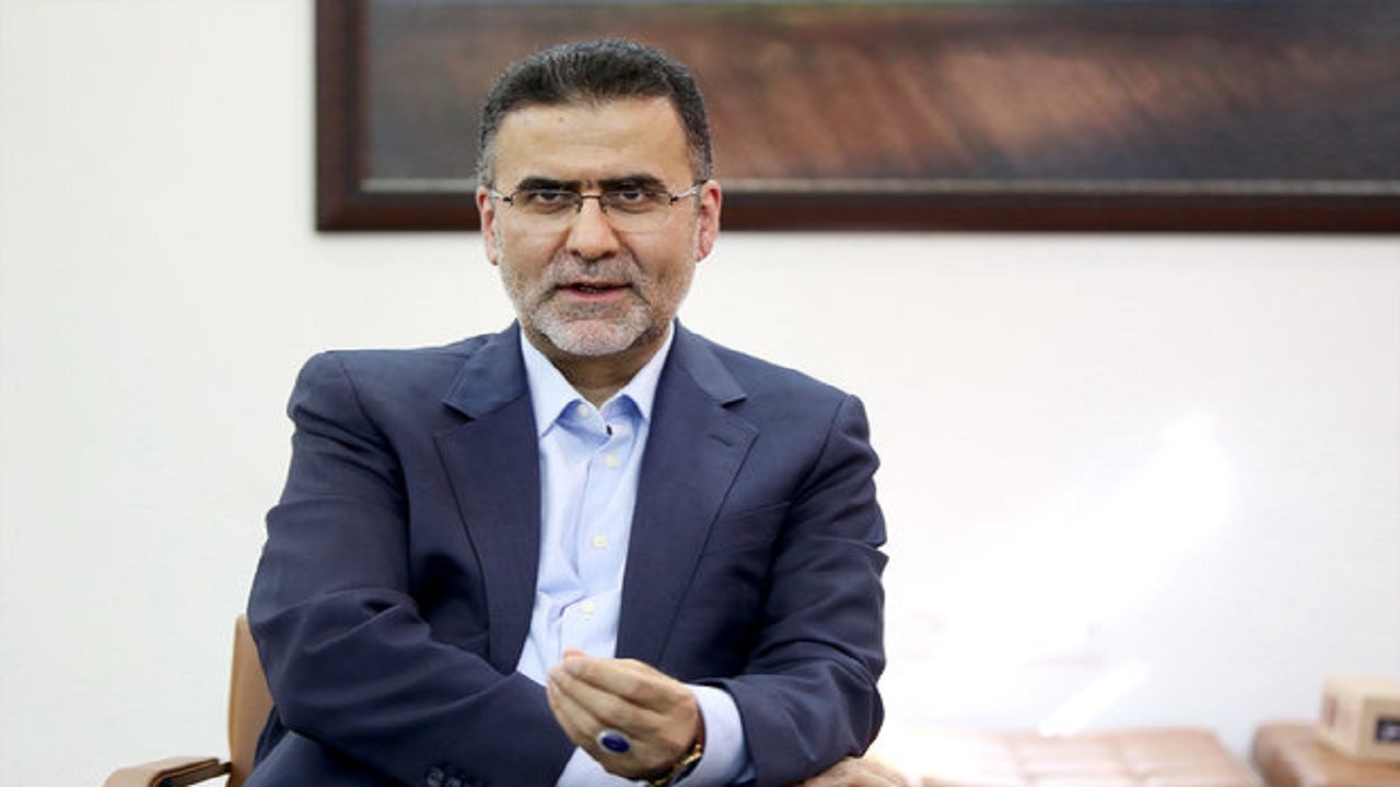 نگارش اطلس خوشنویسی، تنها راه حفظ هویت خطوط ایرانی در جهان است