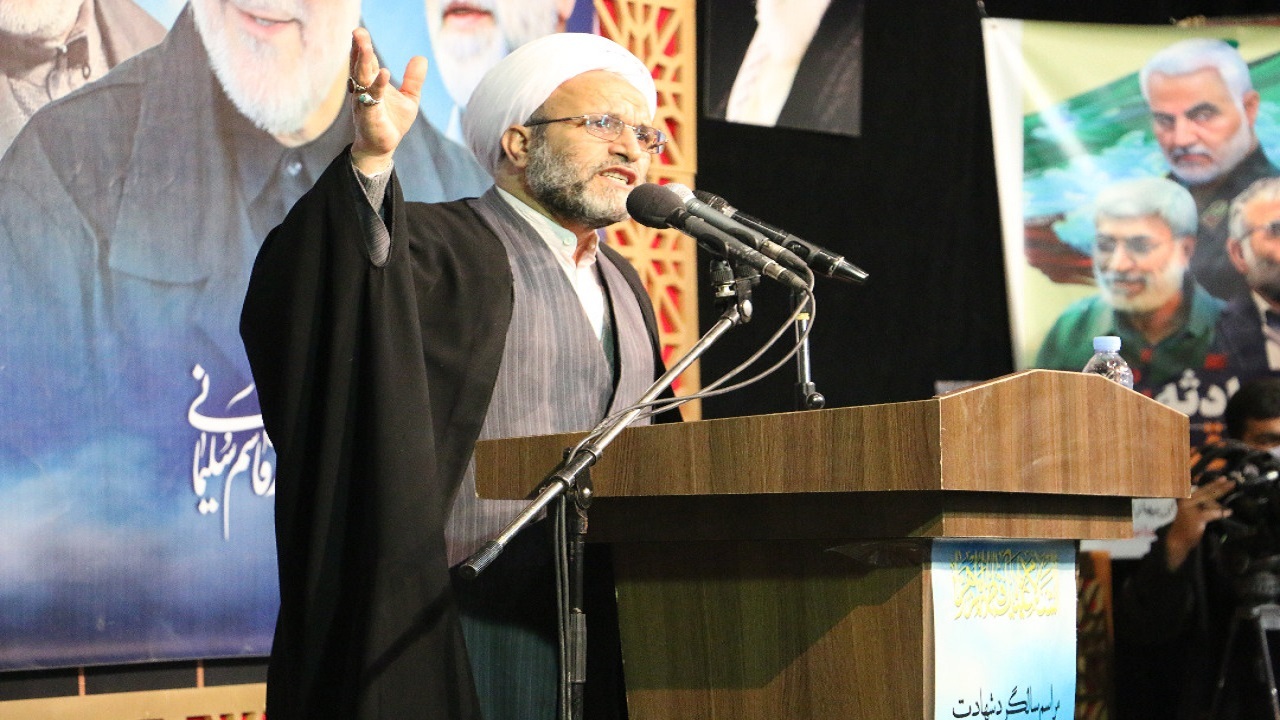 سردار شهید سلیمانی رهبری را عمود خیمه دین می‌دانست