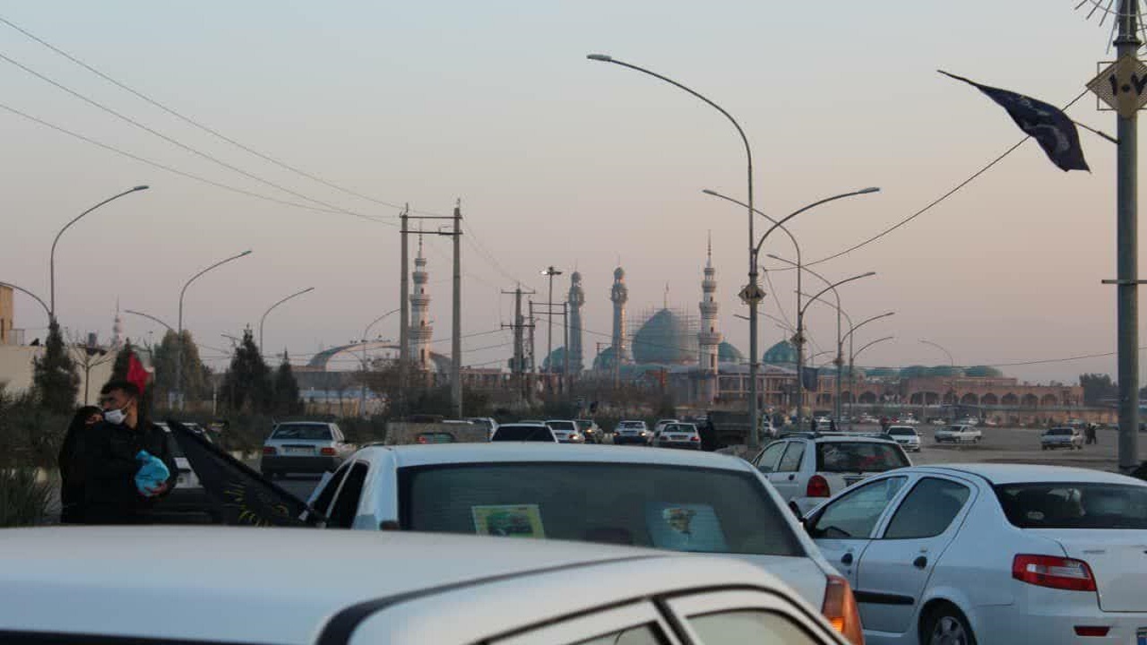 برپایی کاروان بزرگ خودرویی در قم + تصاویر