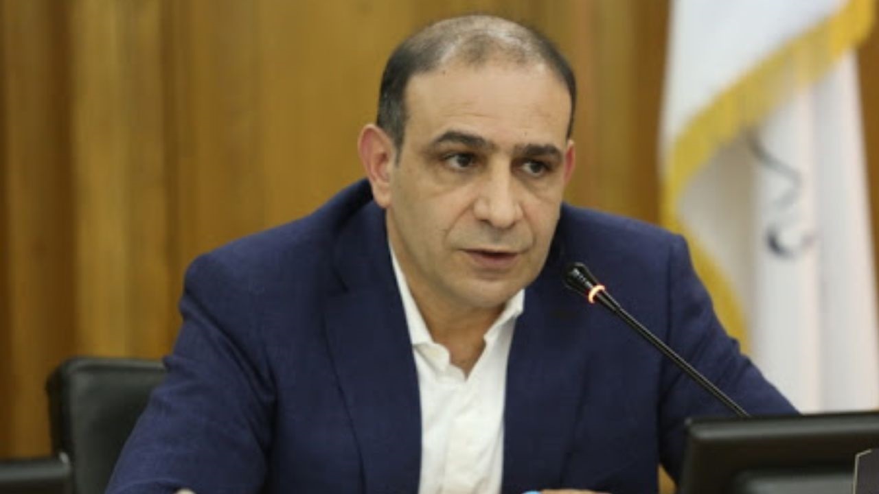 خط مقدم خدمت رسانی در حمل و نقل عمومی رانندگان هستند