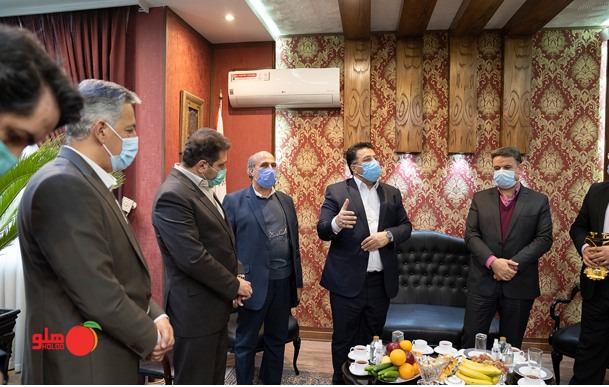 گروه شرکتهای طرفهنگار؛ برنده یازدهمین تندیس زرین حمایت از حقوق مصرفکنندگان گروه شرکتهای طرفهنگار؛ برنده یازدهمین تندیس زرین حمایت از حقوق مصرفکنندگان