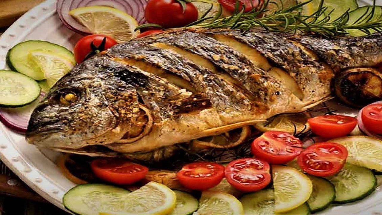آموزش آشپزی؛ از کراکت مرغ و آرانچینی ایتالیایی تا فوت و فن مزه‌دار کردن ماهی شکم پر + تصاویر