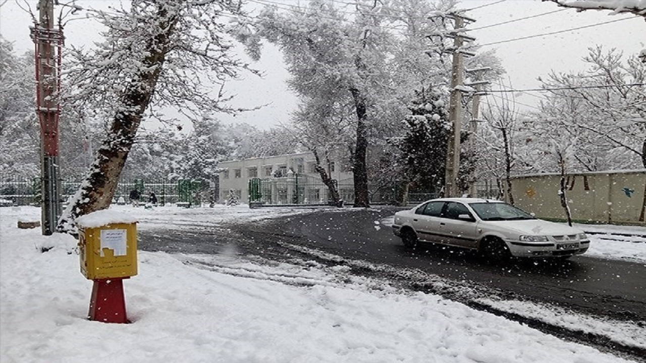بارش پراکنده برف در سمنان در نیمه دی ماه