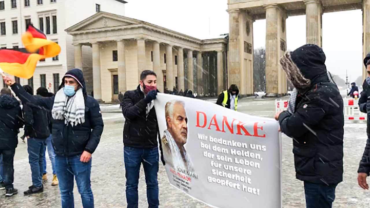 محکومیت ترور سردار سلیمانی توسط دانشجویان آلمانی در برلین + فیلم